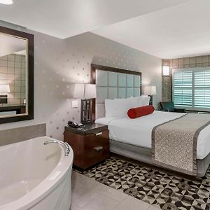 King Suite Spa Bath Non Smoking